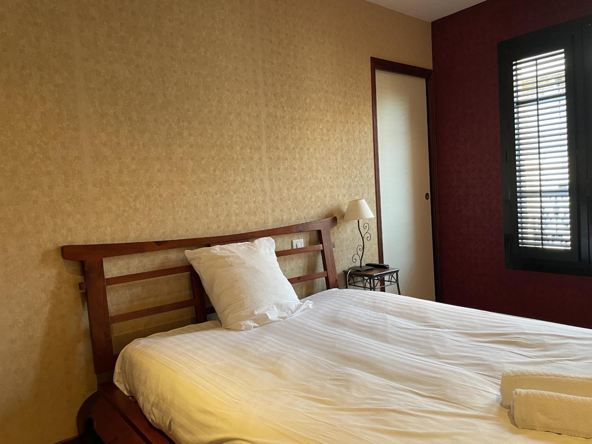Le Celtic Hotel Le Thillay Bilik gambar