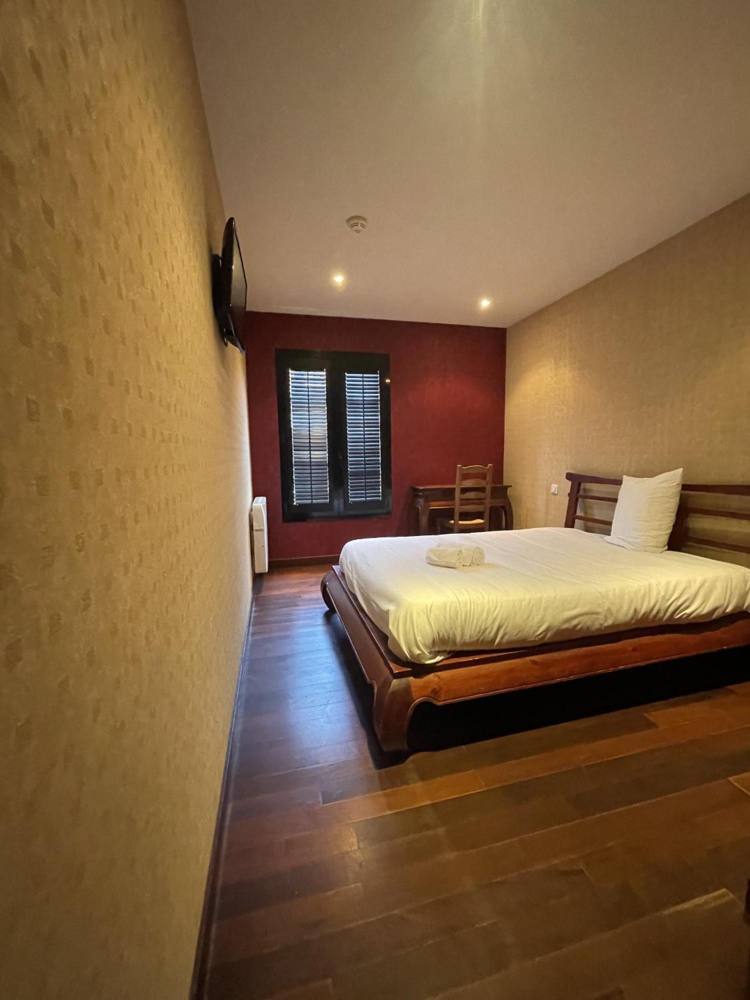 Le Celtic Hotel Le Thillay Bilik gambar