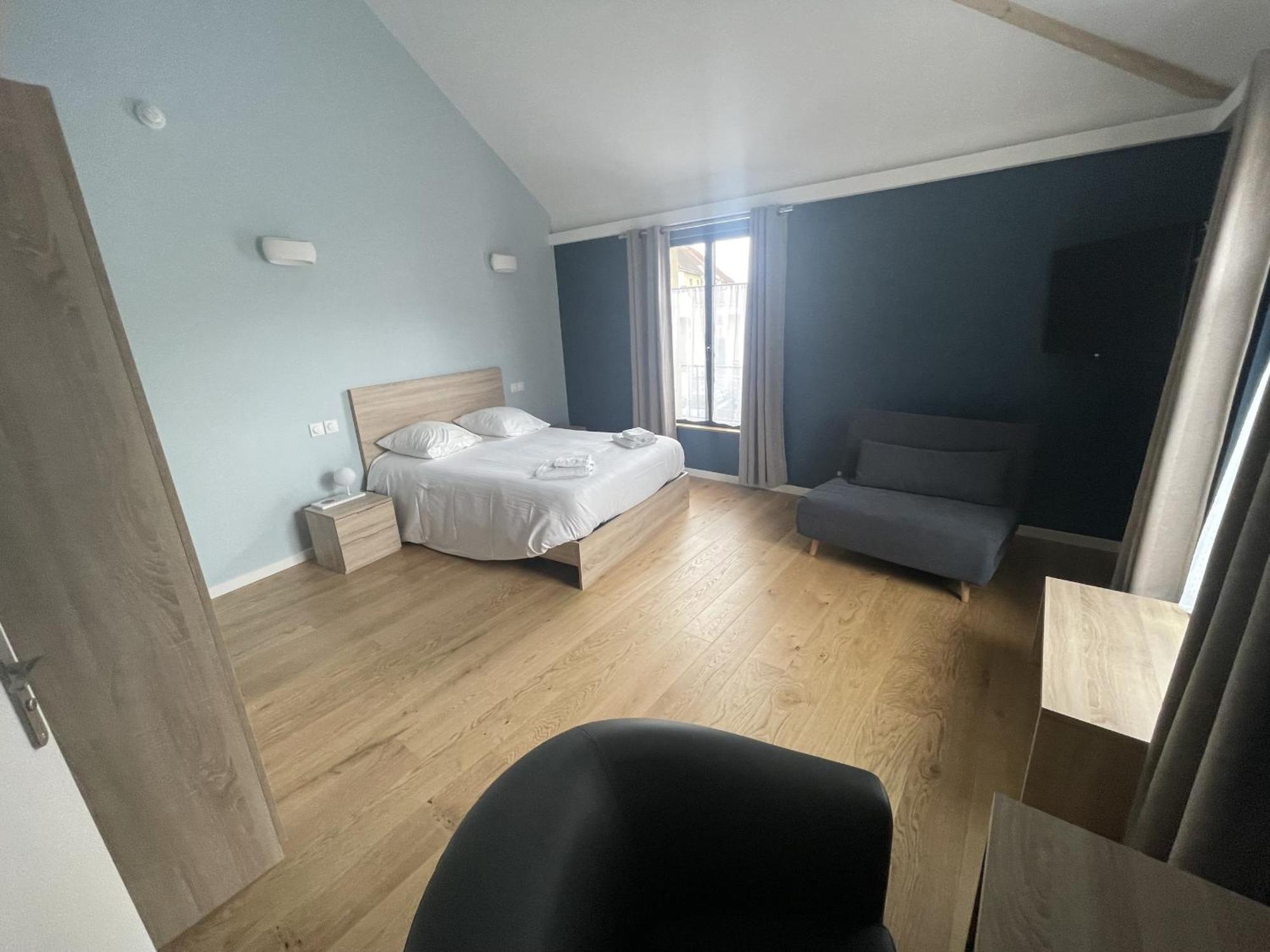 Le Celtic Hotel Le Thillay Bilik gambar