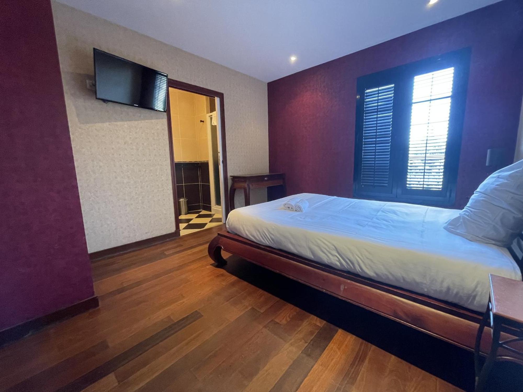 Le Celtic Hotel Le Thillay Bilik gambar
